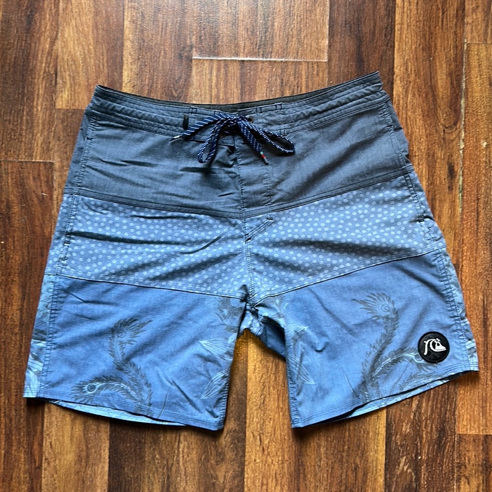 BLUE QUICKSILVER SWIMMING TRUNKS